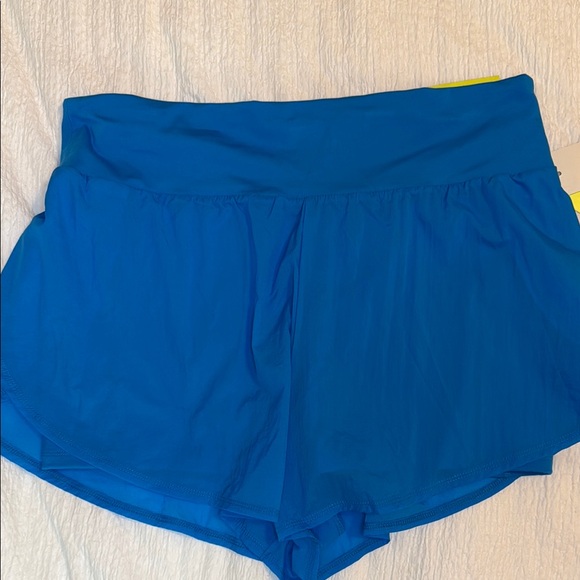🆕‼️- NWT - All in Motion 2-in-1 💙Blue💙 Women's Shorts - Picture 1 of 5